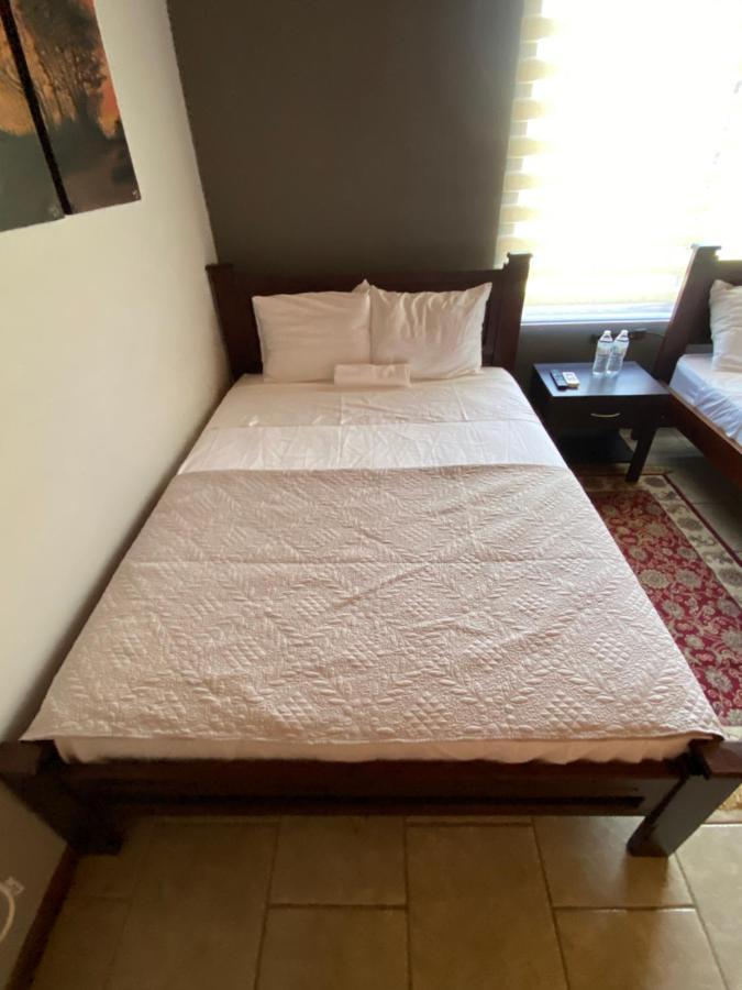 Casa Camino Luna Private Rooms Liberia Exterior foto